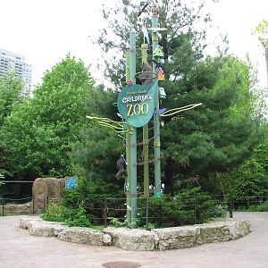 Childrens Zoo - Entry