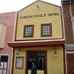 Town-scenery at Hannovers Yukon Bay.