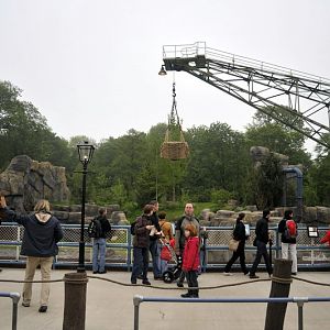 The big plaza at Hannovers Yukon Bay.