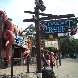 Sharkbait Reef by SeaLife @ Alton Towers, 26/06/10