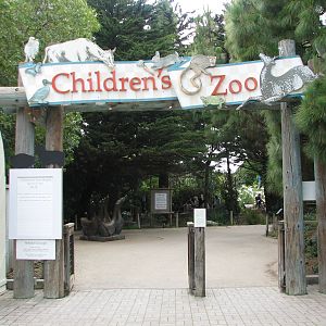 Childrens Zoo - Entrance