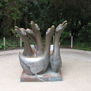 Childrens Zoo - Entry Sculpture