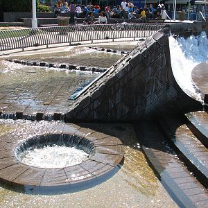 Rios de la Vida Fountain