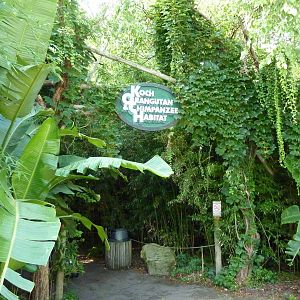 Orangutan/Chimpanzee Complex - Entrance