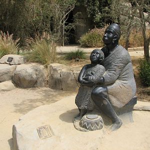 African Village - Statue