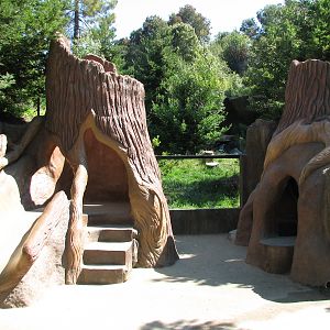 Childrens Zoo - River Otter Exhibit - Play Structures