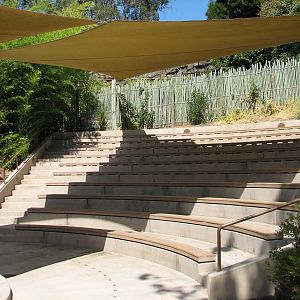 Childrens Zoo - Wildlife Theater