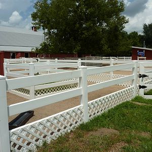 Children's Farms - American Farm