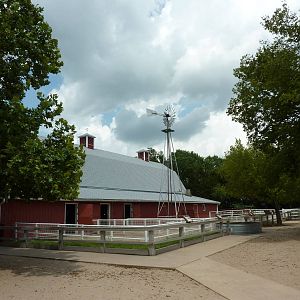 Children's Farms - American Farm