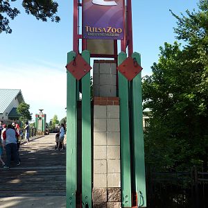 Entrance Sign