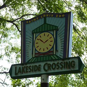 Lakeside Crossing - Sign