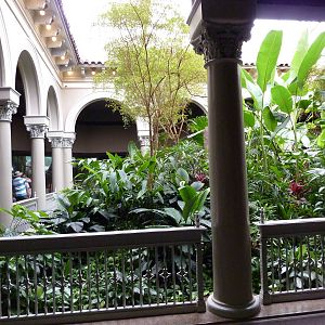 Primate House - Built In 1925 -Central Garden