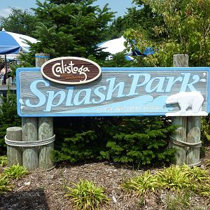 Glacier Run - Splash Park Sign