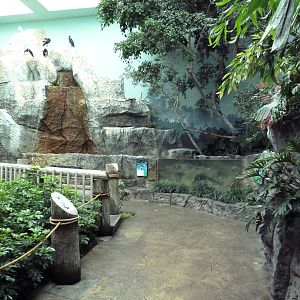 Mahler Family Aviary Building - Walk-Through Aviary