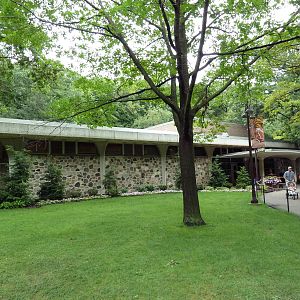 Aquatic + Reptile Center