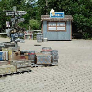 Wild Africa - Zuri National Park Headquarters