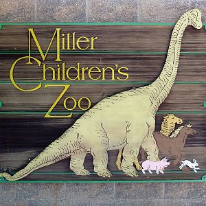 Children's Zoo - Entrance Sign