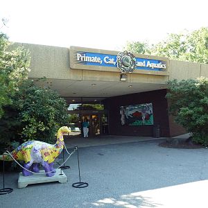 Primate, Cat + Aquatics Building - Entrance