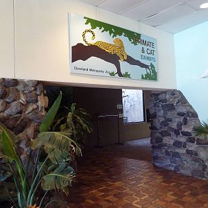 Primate, Cat + Aquatics Building - Entrance