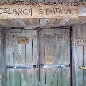 RainForest Building - Scientist's Hut