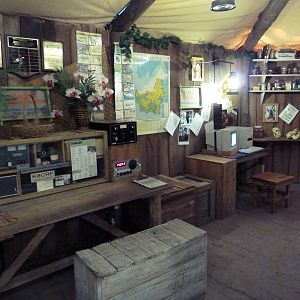 RainForest Building - Scientist's Hut