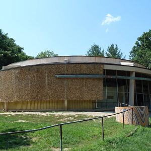 African Journey - Giraffe House