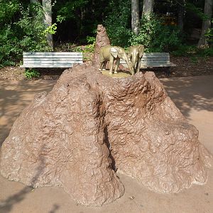 Watani Grasslands Reserve - Elephant Statue