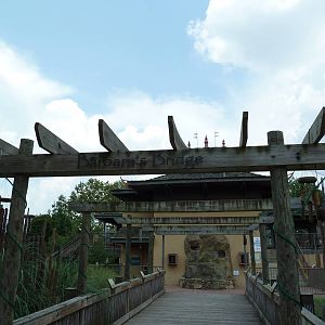 Himalayan Passage - Entrance