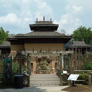Himalayan Passage - Entrance