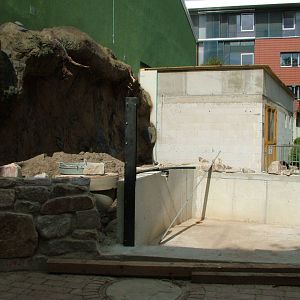 Asian Otter/Binturong Exhibit Construction at Heidelberg, 05/09/10