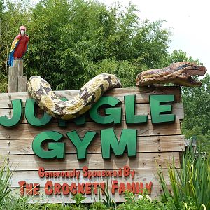 Jungle Gym - Entrance Sign