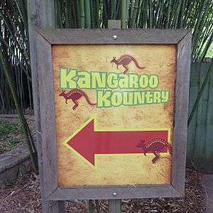 Kangaroo Kountry - Sign