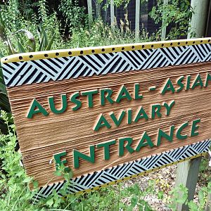 Austral/Asian Walk-Through Aviary - Entrance Sign