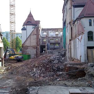 Zoo converence centre construction in progress, September 2010