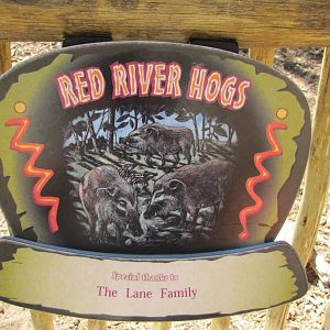 Cheyenne Mountain Zoo 2010 - Odd and uninformative exhibit label