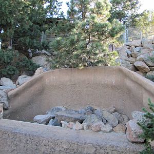 Cheyenne Mountain Zoo 2010 - Yellow-bellied Marmot exhibit
