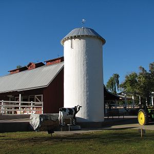 Harmony Farm - Main Barn