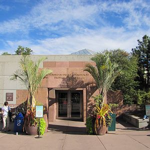 Denver Zoo 2010 - Entrance to Tropical Discovery