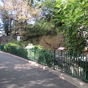 Denver Zoo 2010 - Front of historic Bear Mountain exhibits