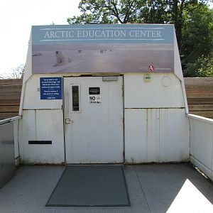 Baltimore Zoo - Canadian Tundra Buggy in Polar Bear Watch