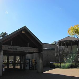 Como Zoo 2010 - One entrance to the Primate House