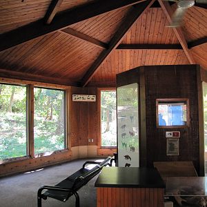 Minnesota Zoo 2010 - Viewing hut for Gray Wolf exhibit