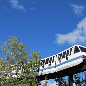 Minnesota Zoo 2010 - Monorail passes by