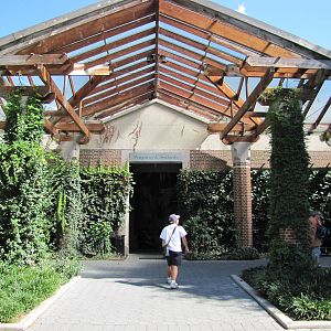 Central Park Zoo 2010 - Entrance to Polar Seabirds