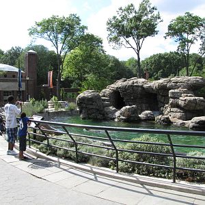 Prospect Park Zoo 2010 - Part of Sea Lion Pool in Center Court