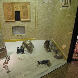 Staten Island Zoo 2010 - Egyptian Cobra exhibit