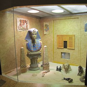 Staten Island Zoo 2010 - Egyptian Cobra exhibit