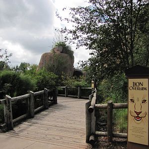 Oklahoma City Zoo 2010 - Entrance to Lion Overlook