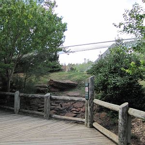 Oklahoma City Zoo 2010 - Front of Snow Leopard exhibit in Small Cat Center