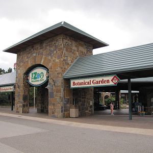 Oklahoma City Zoo 2010 - Left side of Main Entrance